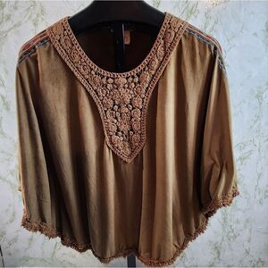 Flying Tomato Cape Style Top